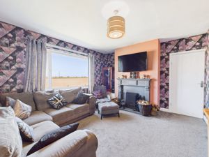 Living room- click for photo gallery